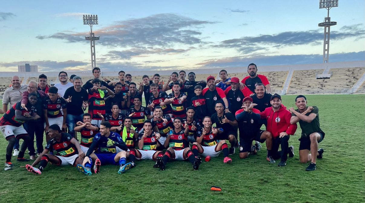 Campinense aplica a terceira vitória sobre o rival no ano e vence Clássico Sub-20